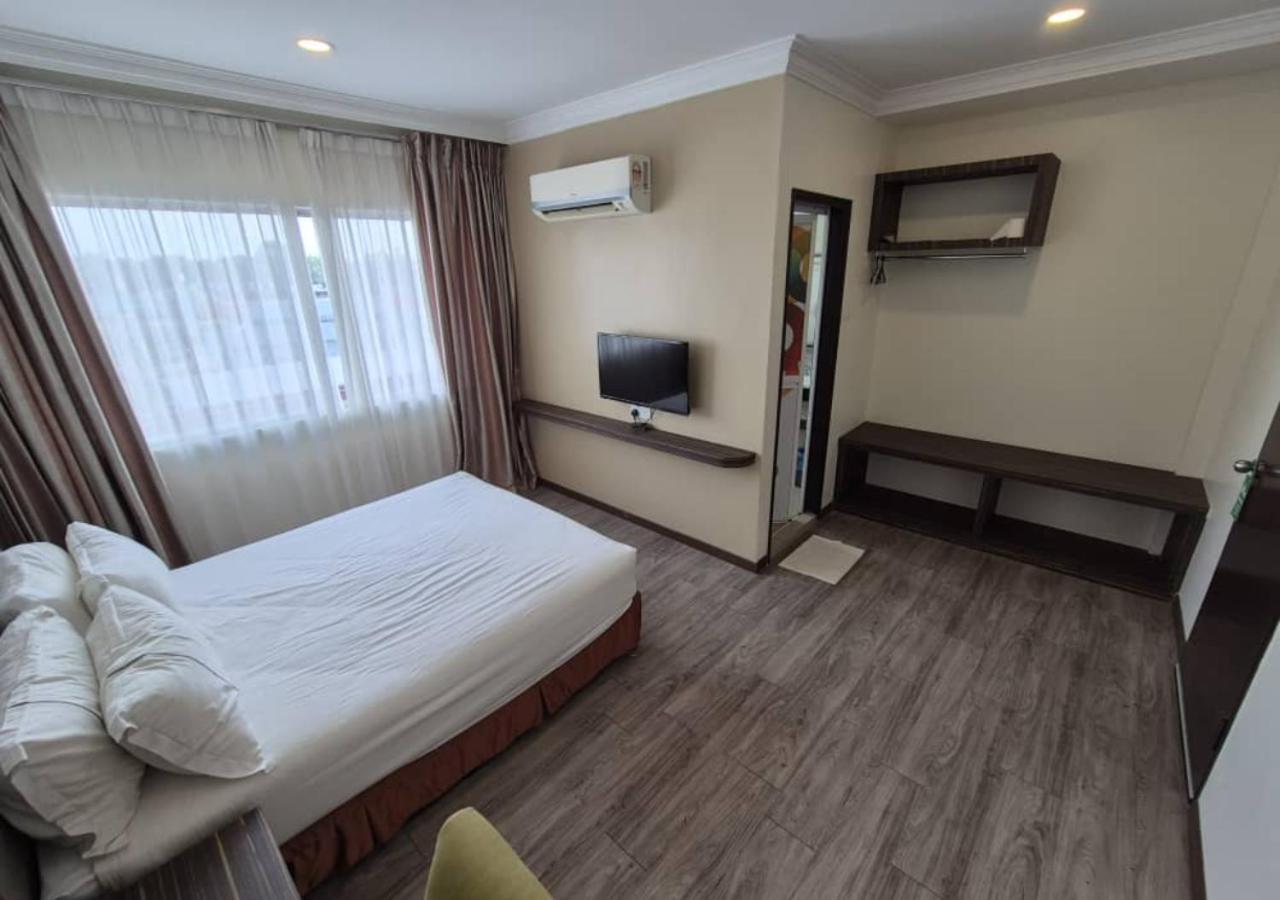 Angsoka Hotel Teluk Intan Dış mekan fotoğraf